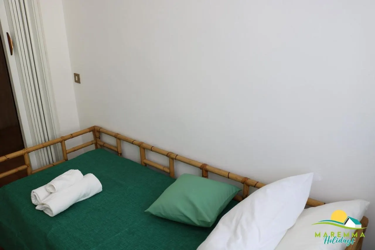 Apartment Maremma Holidays; Zona Nuova Apartament Follonica