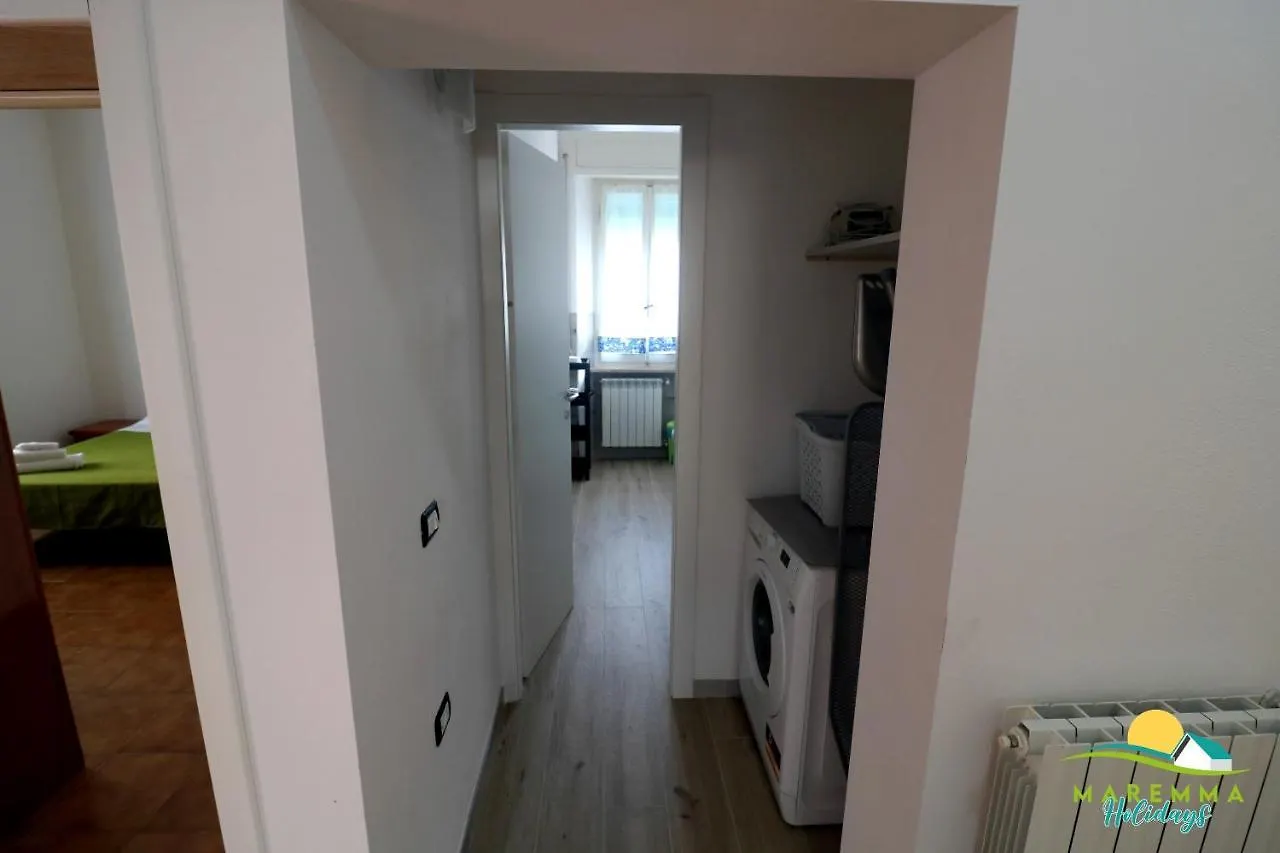 Maremma Holidays; Zona Nuova Apartament Follonica 0*,